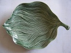 陶器盛り皿(パイナップルの葉)